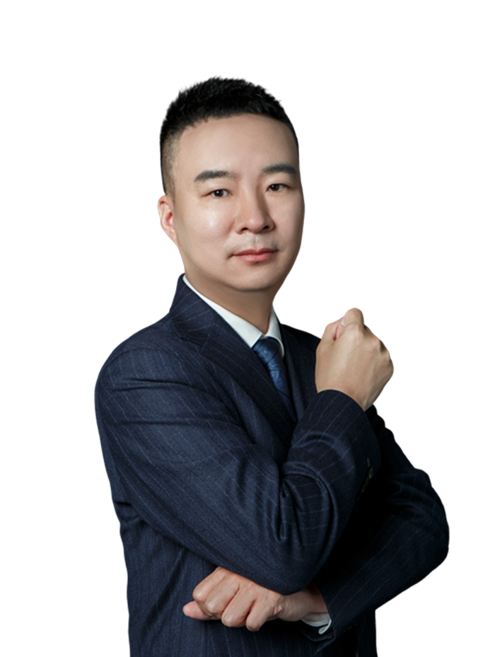王 亮